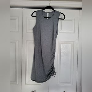 EUC Lululemon cinched dress in grey color size 10 - fitted.